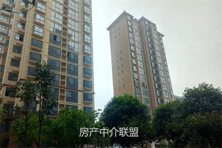 酿造厂小区3室2厅1卫130㎡